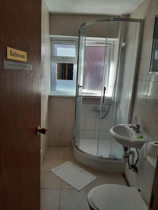 Lovely Budget Double Ensuite In Bricklane Londres Exterior foto